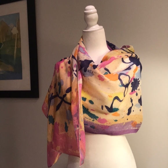 Wool Scarf - Picture 2 of 4